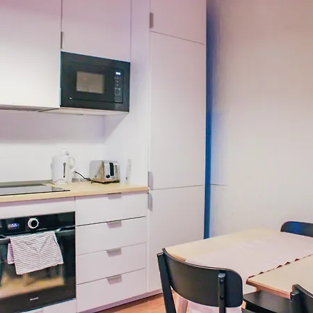 Maison Chaleureuse A Deux Pas Du Centre De *